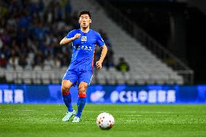 申花5月3平4负！东体：找亮点的话，那就是本土球员撑起一片天